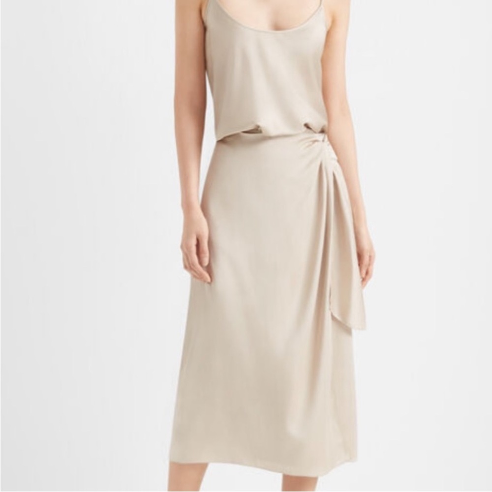 Elegant Beige Women's Skirt